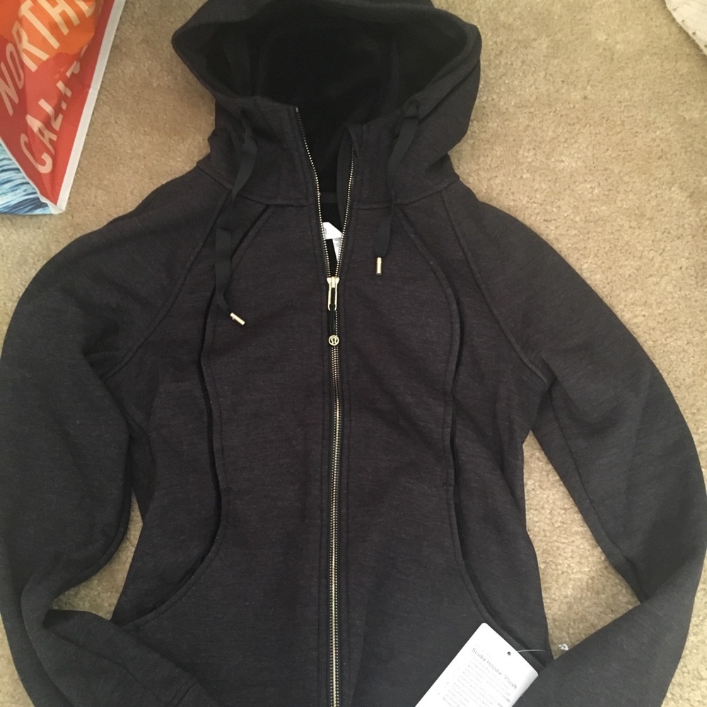 NWT size 6 Scuba Hoodie plush